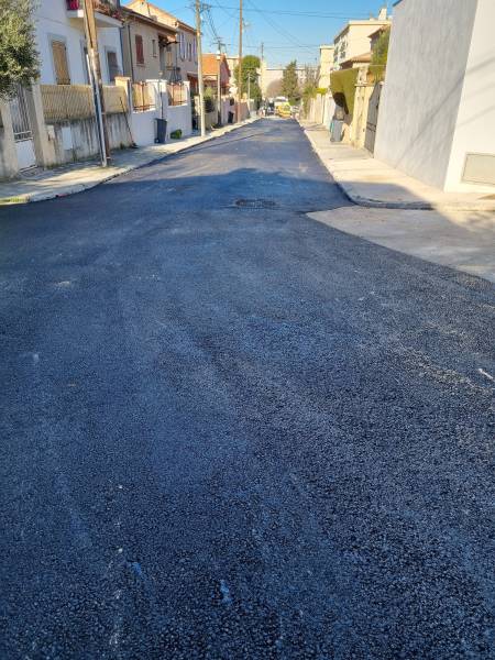 Réalisation de réseaux secs et humides avec enrobé pour aménagements urbains à Marseille et dans les Bouches-du-Rhône